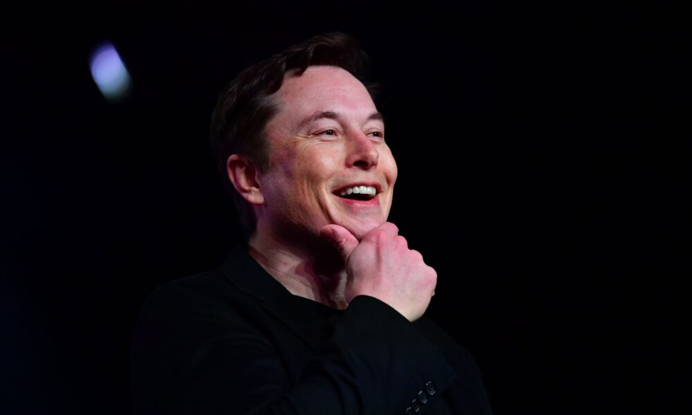 Elon Musk Offers To Buy Twitter For B, Says Deal Is Final Or He Withdraws His Shares