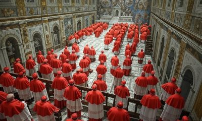 Who chooses the next pope