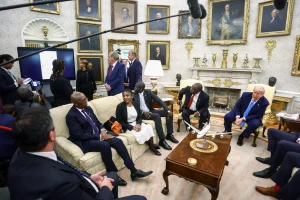US President Donald Trump, right, and Cyril Ramaphosa, South Africa's president, second right, as a video plays during a meeting in the Oval Office of the White House in Washington, DC, US, on Wednesday, May 21, 2025.
Bloomberg/Getty images