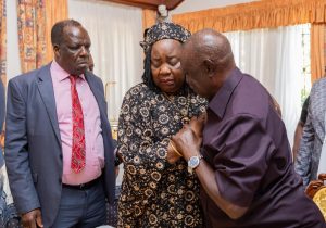 Oburu Odinga condoles Ida Odinga at her Karen home.
