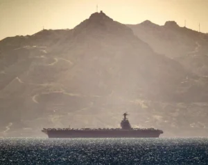 The aircraft carrier USS Gerald R Ford sailed through the strait of Gibraltar en route to the Gulf region. (Handoout picture) © David PARODY / DM Parody/AFP